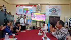 20231116053622.jpg - ทีมผู้บริหารพร้อมตัวแทนครู ร่วมส่งและให้กำลังใจ คุณครู.สุพิน สาลักษณ์ รับตำแหน่ง.ครูผู้ทรงคุณค่า รร. บ้านเมืองขอน | https://ssl.ac.th