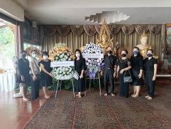 20210804080013(2).jpg - เคารพศพคุณแม่ คุณครูจันทร์ฉาย ( กรรมการสถานศึกษา รร ) (งานชุมชนสัมพันธ์) | https://ssl.ac.th