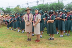 20231124071731(5).jpg - ผู้กำกับลูกเสือ ลูกเสือและเนตรนารีโรงเรียนสันทรายหลวง ร่วมถวายราชสดุดีรัชกาลที่ 6 เนื่องในวันวันพระมหาธีราชเจ้า | https://ssl.ac.th