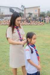 20231124071745(1).jpg - ผู้กำกับลูกเสือ ลูกเสือและเนตรนารีโรงเรียนสันทรายหลวง ร่วมถวายราชสดุดีรัชกาลที่ 6 เนื่องในวันวันพระมหาธีราชเจ้า | https://ssl.ac.th