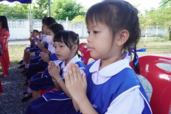 20231209115956.jpg -  พิธีขึ้นศาลพระภูมิเจ้าที่ใหม่ ที่โรงเรียนสันทรายหลวง แผนกอนุบาล | https://ssl.ac.th