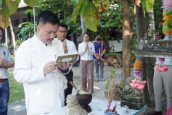 20231209120042.jpg -  พิธีขึ้นศาลพระภูมิเจ้าที่ใหม่ ที่โรงเรียนสันทรายหลวง แผนกอนุบาล | https://ssl.ac.th