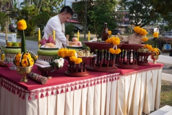 20231209120125.jpg -  พิธีขึ้นศาลพระภูมิเจ้าที่ใหม่ ที่โรงเรียนสันทรายหลวง แผนกอนุบาล | https://ssl.ac.th