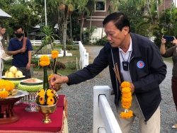 20231209120211.jpg -  พิธีขึ้นศาลพระภูมิเจ้าที่ใหม่ ที่โรงเรียนสันทรายหลวง แผนกอนุบาล | https://ssl.ac.th