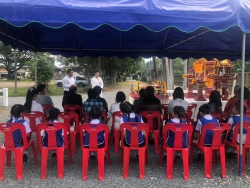 20231209120242.jpg -  พิธีขึ้นศาลพระภูมิเจ้าที่ใหม่ ที่โรงเรียนสันทรายหลวง แผนกอนุบาล | https://ssl.ac.th