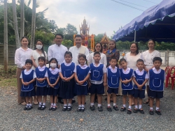 20231209120248.jpg -  พิธีขึ้นศาลพระภูมิเจ้าที่ใหม่ ที่โรงเรียนสันทรายหลวง แผนกอนุบาล | https://ssl.ac.th