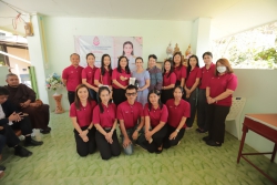 20231219022539.jpg - ผู้บริหารและคณะครูร่วมส่งท่านรองฯ นัยน์ปพร ปานกลัด และครูคำนึง  วงศ์ใหญ่ รับตำแหน่งผู้อำนวยการโรงเรียน | https://ssl.ac.th