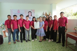 20231219022549.jpg - ผู้บริหารและคณะครูร่วมส่งท่านรองฯ นัยน์ปพร ปานกลัด และครูคำนึง  วงศ์ใหญ่ รับตำแหน่งผู้อำนวยการโรงเรียน | https://ssl.ac.th