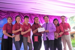 20231219022555(3).jpg - ผู้บริหารและคณะครูร่วมส่งท่านรองฯ นัยน์ปพร ปานกลัด และครูคำนึง  วงศ์ใหญ่ รับตำแหน่งผู้อำนวยการโรงเรียน | https://ssl.ac.th
