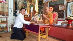 20240204055433(1).jpg - ผอ.ประพันธ์ ทองหนัก น้อมสักการะกราบนมัสการฯ มุทิตา ท่านพระครูฯ รับเลื่อนสมนศักดิ์ฯ | https://ssl.ac.th
