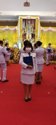 20211208091606.jpg - คุณครูสุวิมล จันทร์ปิง ครูบรรณารักษ์ รับมอบหนังสือ​พระราชทาน​ สารานุกรม​ไทย​สำหรับ​เยาวชน | https://ssl.ac.th