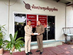 20240303015318(1).jpg - ผอ.ประพันธ์ ทองหนัก มอบหนังสือขอบคุณหน่วยงานต่างๆ ที่สนับสนุนการประเมินโรงเรียนพระราชทาน | https://ssl.ac.th