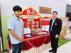 20240315070302.jpg - คณะครูนำเสนอการจัดการเรียนการสอนห้องเรียนคู่ขนาน โรงเรียนสันทรายหลวง | https://ssl.ac.th