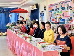 20240315070640.jpg - นำเสนอรายงานผลการปฏิบัติงานตำแหน่งผู้อำนวยการโรงเรียน ครั้งที่ 1  | https://ssl.ac.th
