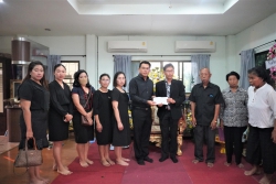 20240315071254.jpg - ผู้บริหารและตัวแทนคณะครูร่วมวางหรีดเคารพศพแสดงความเสียใจต่อการจากไปของคุณครูยุพา มหาวรรณ | https://ssl.ac.th