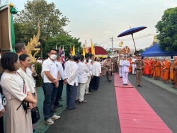 20240327031322.jpg - ผอ.ประพันธ์ ทองหนัก พร้อมทีมบริหารตัวแทนคณะครู นักเรียนร่วมงานฉลองพัดยศ ท่านพระครูฯโกศลธรรมวิจัย (ชั้นพิเศษ)เจ้าอาวาสวัดข้าวแท่นหลวง | https://ssl.ac.th