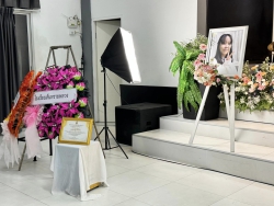 20240408032221.jpg - คณะผู้บริหารตัวแทนครู นักเรียน ร่วมวางหรีด เคารพศพ ด.ญ.วารีทิพย์ วัชราเดชากรม นักเรียนชั้นมัธยมศึกษาปีที่ 2 | https://ssl.ac.th