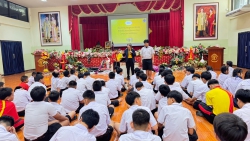 20240814030050.jpg - หัวหน้าส่วนคดีสถานพินิจเด็กและเยาวชน มาให้ความรู้และเพื่อสร้างความตระหนัก กับนักเรียนสันทรายหลวง | https://ssl.ac.th