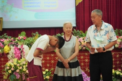 20240814030702(1).jpg - ขอขอบคุณครอบครัวชาญมานนท์ มอบทุนการศึกษาแก่นักเรียน | https://ssl.ac.th