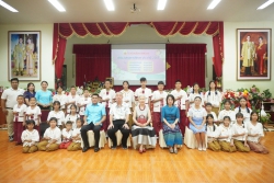 20240814030704.jpg - ขอขอบคุณครอบครัวชาญมานนท์ มอบทุนการศึกษาแก่นักเรียน | https://ssl.ac.th